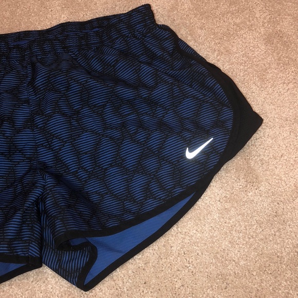 Nike Pants - NWOT Nike Running Shorts